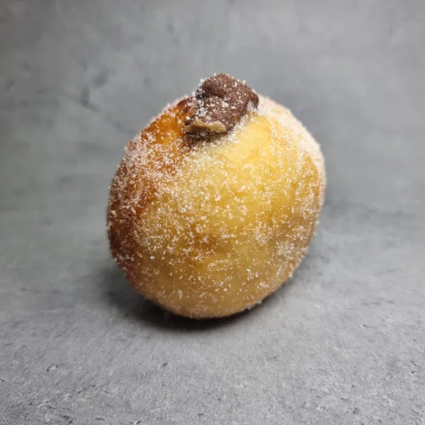 Sugar-rolled Nutella bomboloni by Moi Doughssier